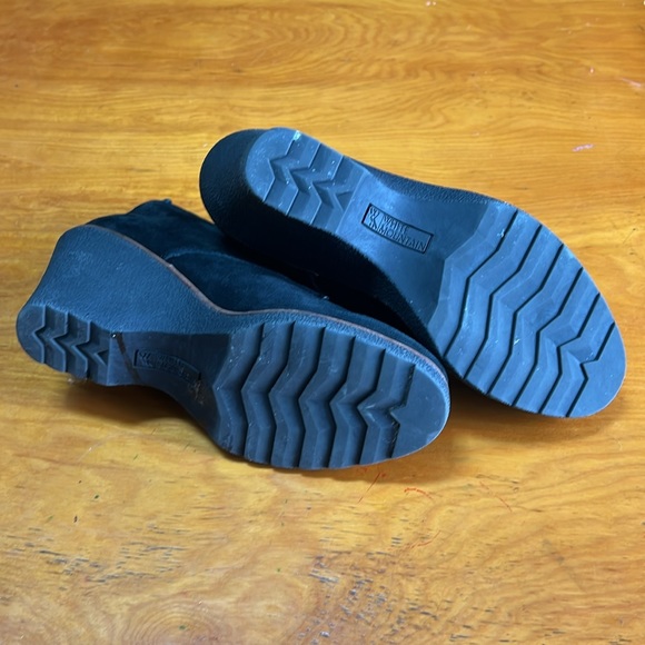 White Mountain black suede tie wedge bootie Sz 8 - Picture 4 of 6